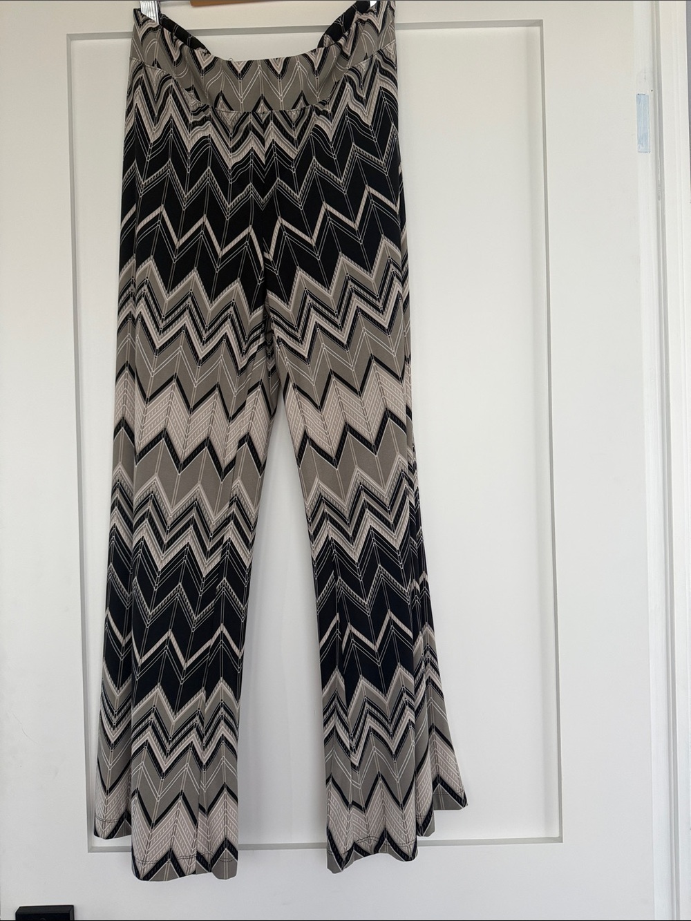 Joseph Ribkoff Chevron Wide-Leg Pants in Black and Beige
